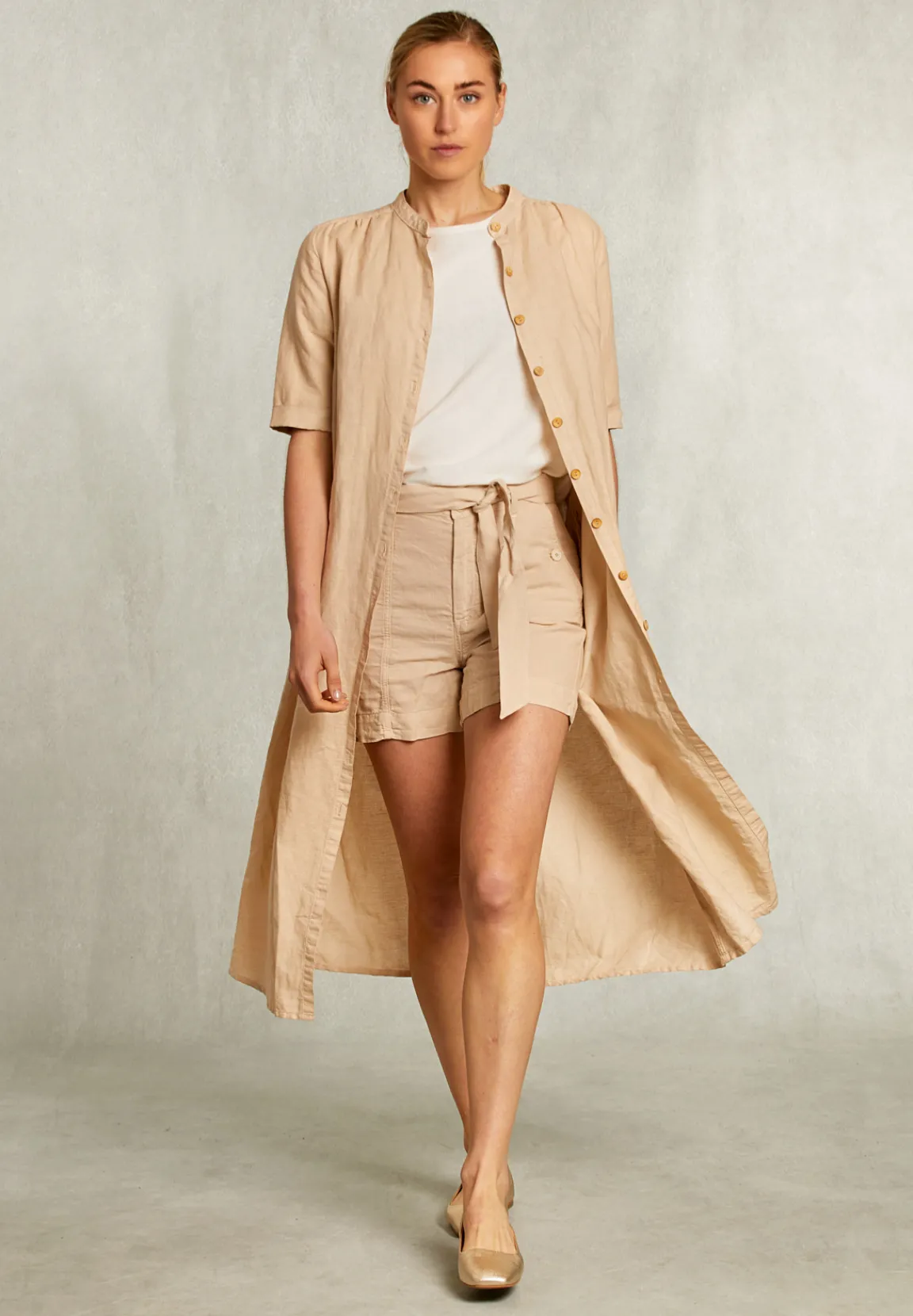 Discount River Woods Beige linnen short met riem -