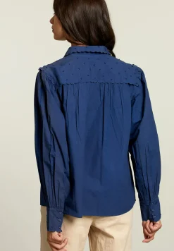 Discount River Woods Blauwe blouse met knopen -