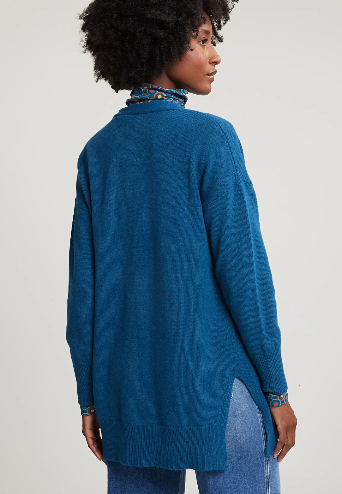 Fashion River Woods Blauwe V-hals cardigan met knopen 2 zakken -