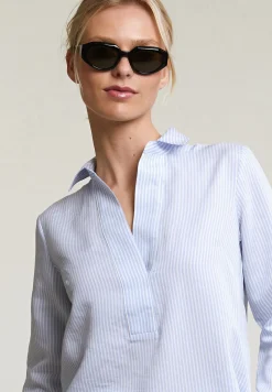 New River Woods Blauw/wit gestreepte V-hals blouse -