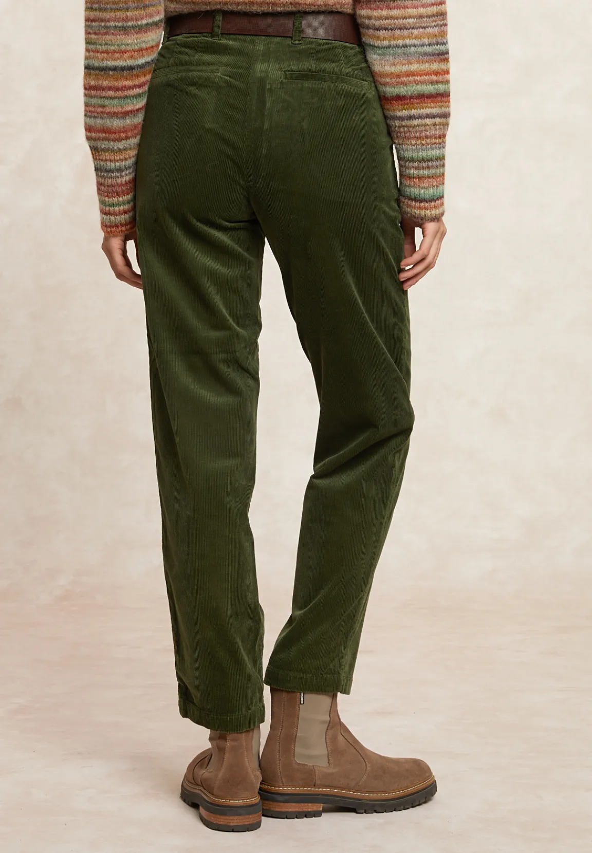 Best River Woods Comfortabele ribfluwelen 7/8 broek groen -