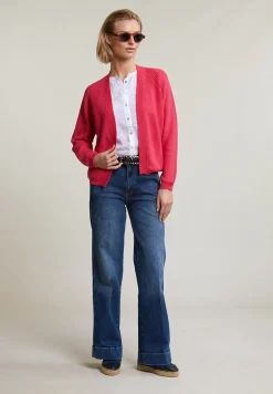 Hot River Woods Ecru mouwloze geborduurde blouse -