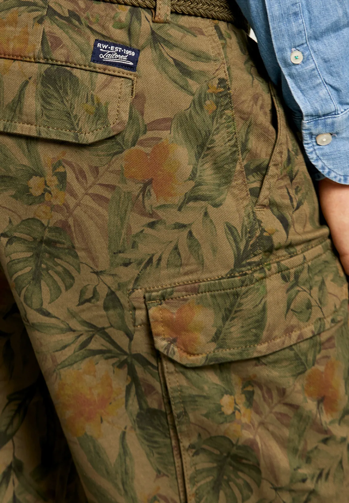 Fashion River Woods Gebloemde cargo short savanna -