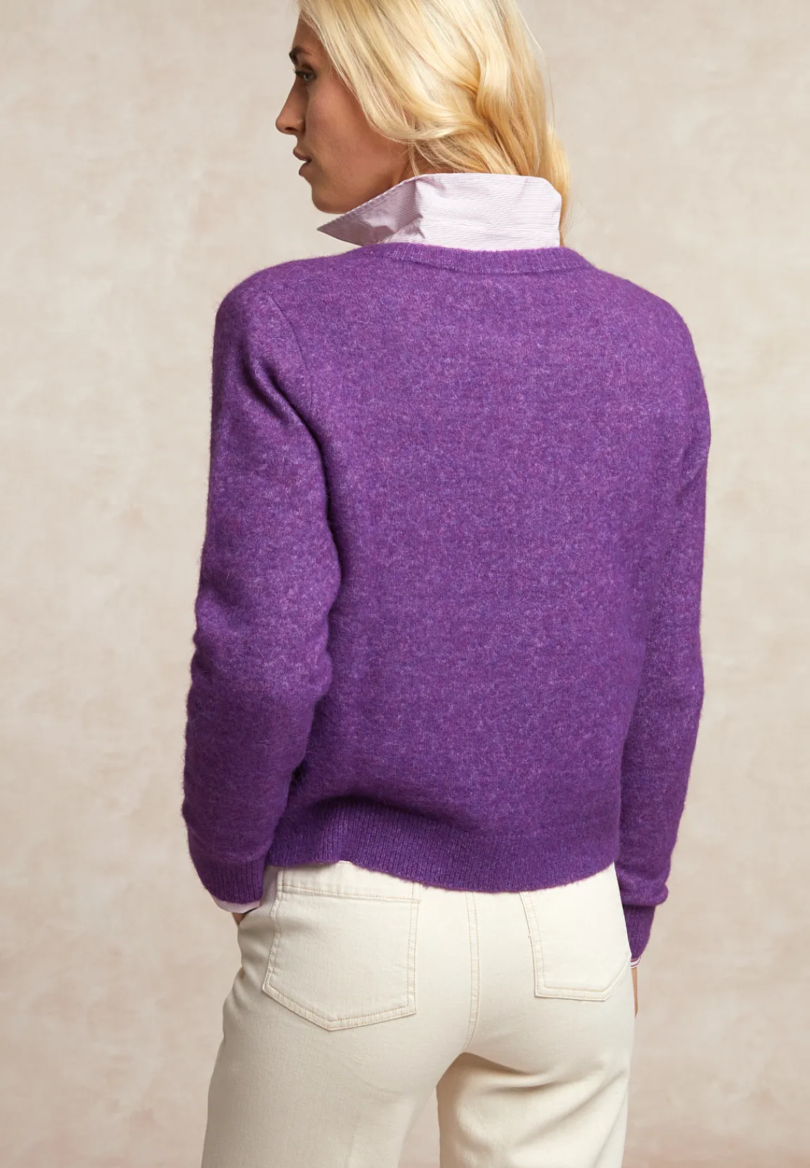 Fashion River Woods Geknoopte cardigan ronde hals opgestikte zakken paars -