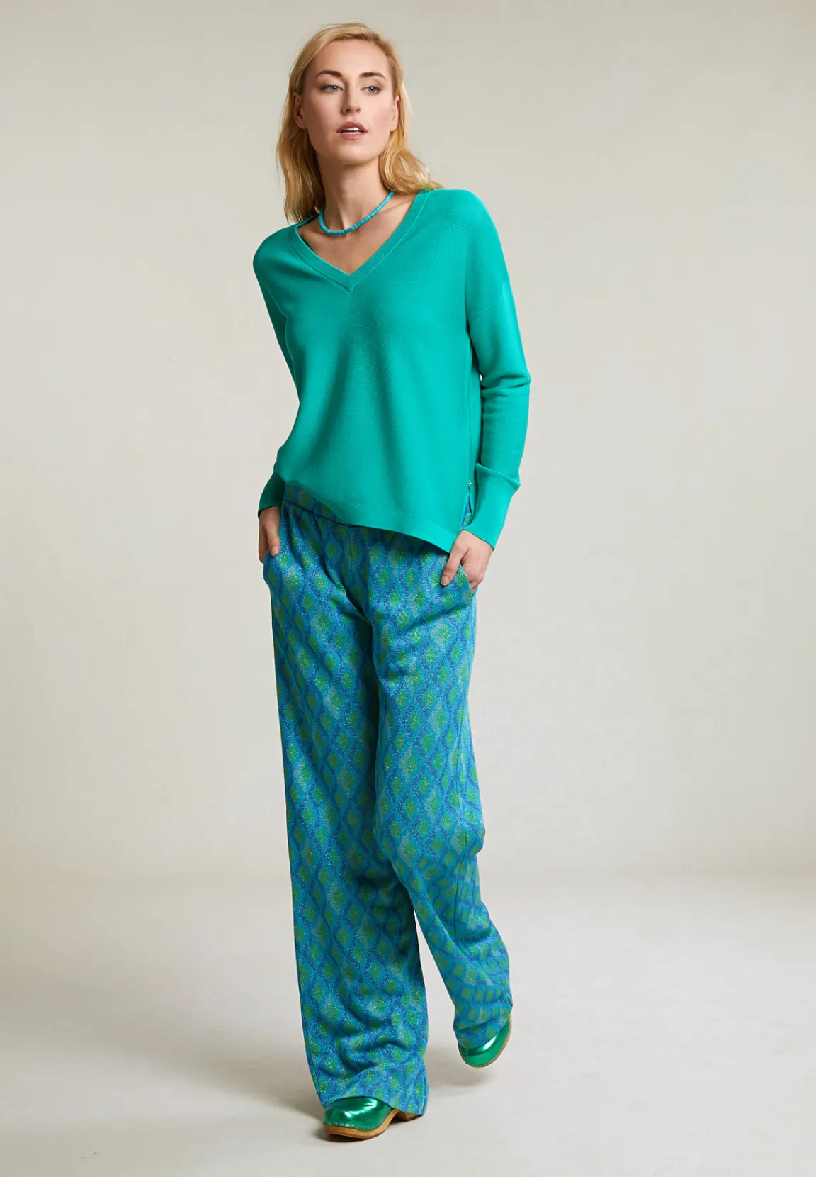 Fashion River Woods Groene basic V-hals trui lange mouwen -