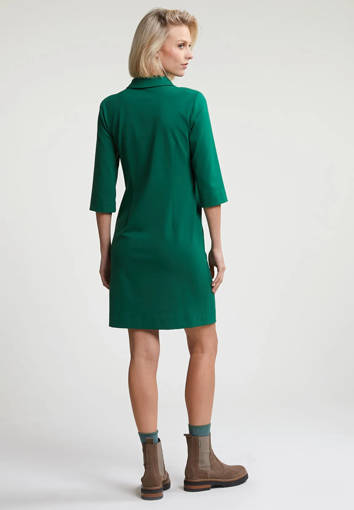 Outlet River Woods Groene V-hals jurk 3/4 mouwen -