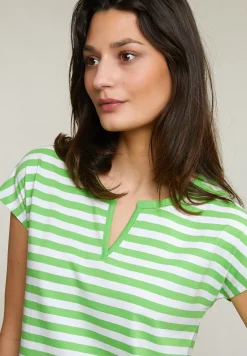 Hot River Woods Groen/wit gestreepte V-hals T-shirt -