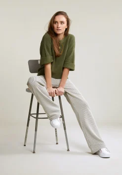 New River Woods Kaki katoenen trui ronde hals -