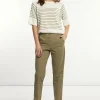 Discount River Woods Katoenen chinobroek groen -