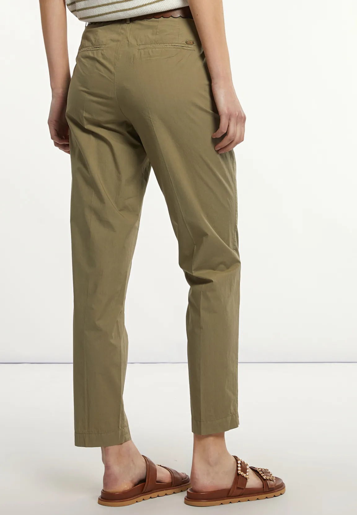 Discount River Woods Katoenen chinobroek groen -