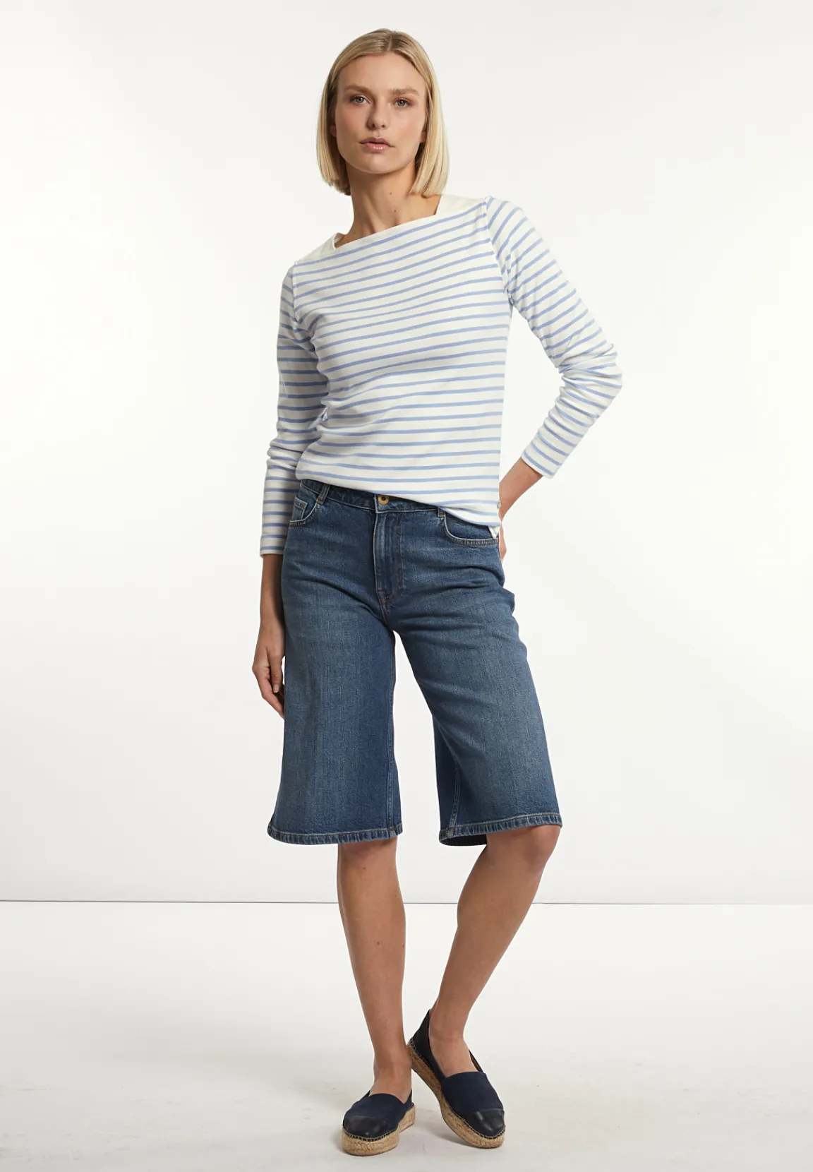 Discount River Woods Katoenen gestreepte T-shirt boothals écru/blauw -