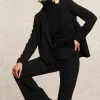 Best River Woods Klassieke crêpe broek zwart -