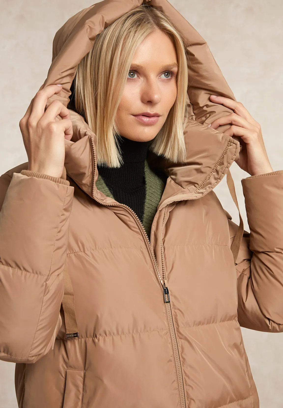 Hot River Woods Lange gewatteerde jas met capuchon beige -