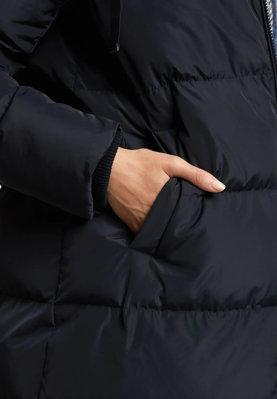 Sale River Woods Lange gewatteerde jas met capuchon navy -