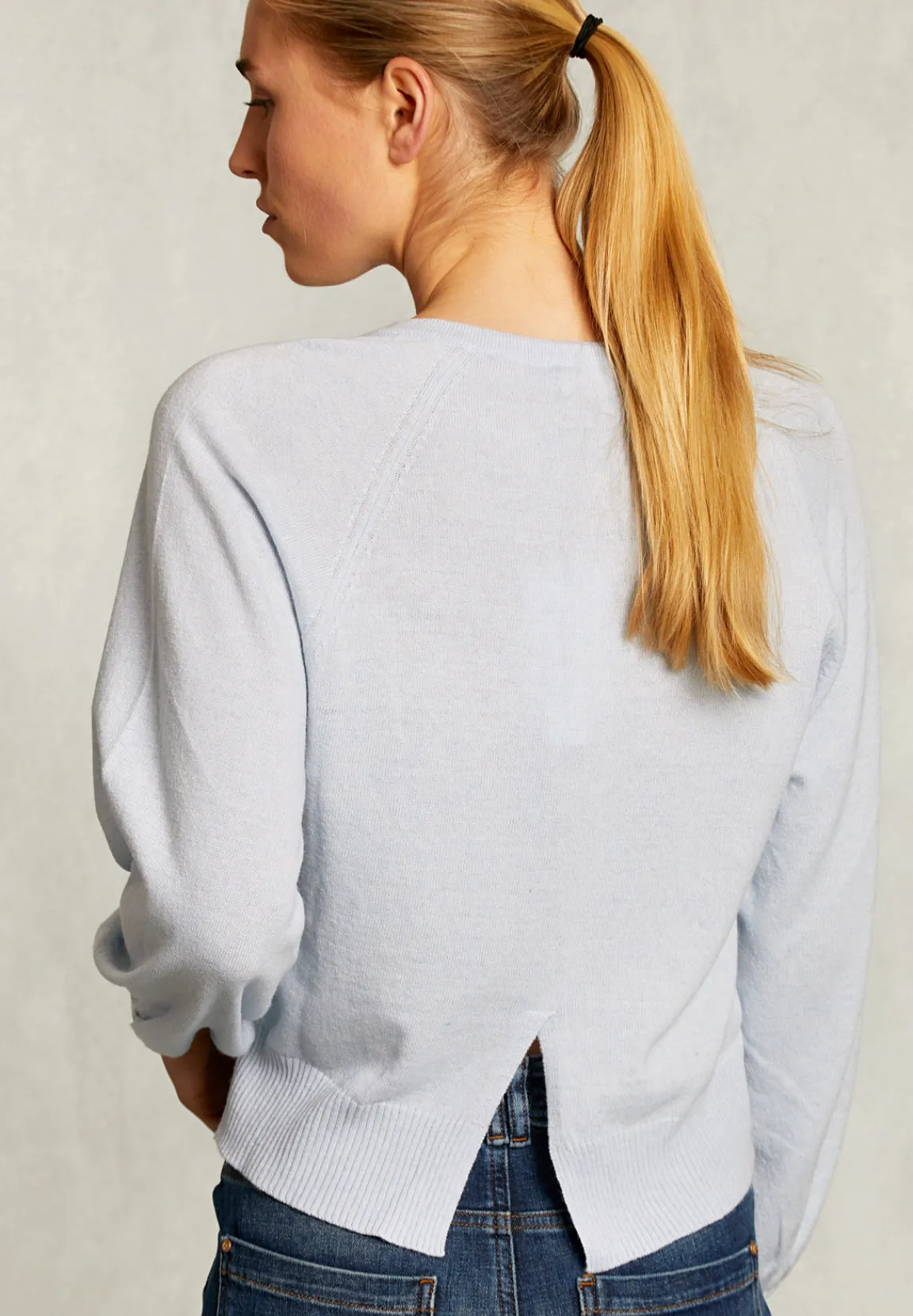 Discount River Woods Lichtblauwe cardigan met knopen -