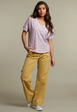 Online River Woods Lila t-shirt met V-hals in bloemenprint -