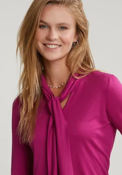 Fashion River Woods Magenta rolkraag T-shirt met strik -