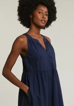 Outlet River Woods Navy mouwloze V-hals jurk -