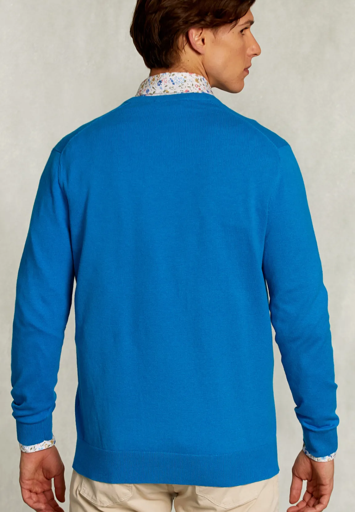 Clearance River Woods Normal fit basic katoenen V-hals trui tropical blue mix -
