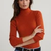 New River Woods Oranje geribde rolkraag trui -