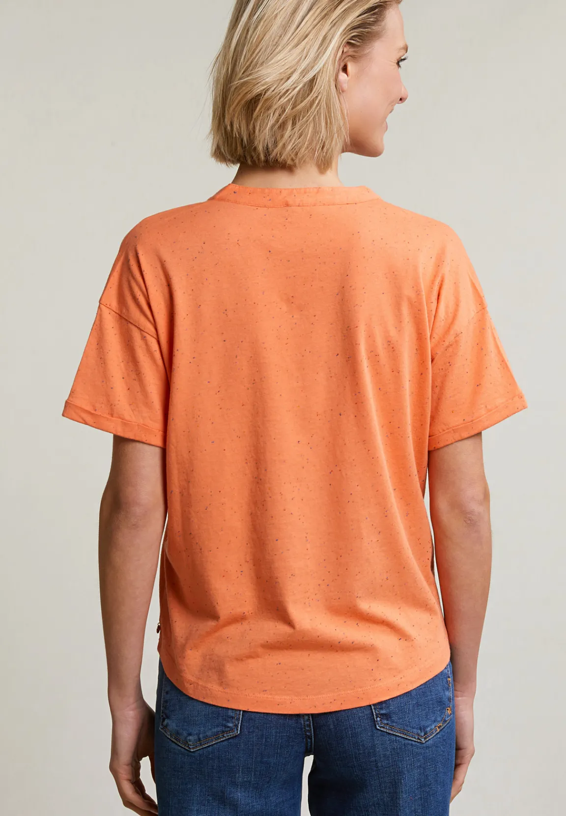 Sale River Woods Oranje gestipte V-hals T-shirt -