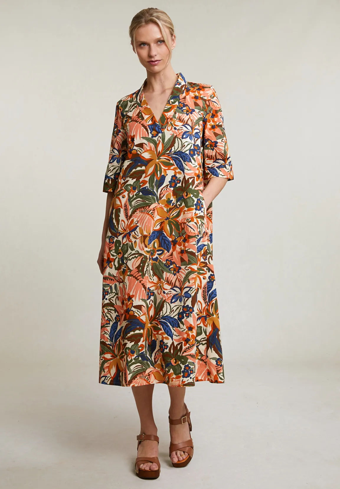Fashion River Woods Oranje/kaki gebloemde V-hals jurk -