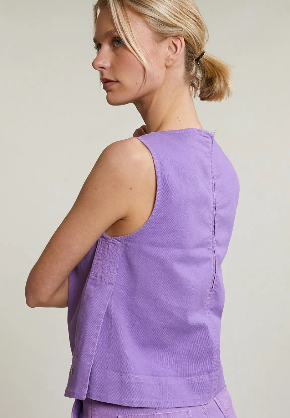Fashion River Woods Paarse mouwloze top ritssluiting op rug -