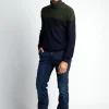 Best River Woods Slim fit trui met rolkraag in groen -