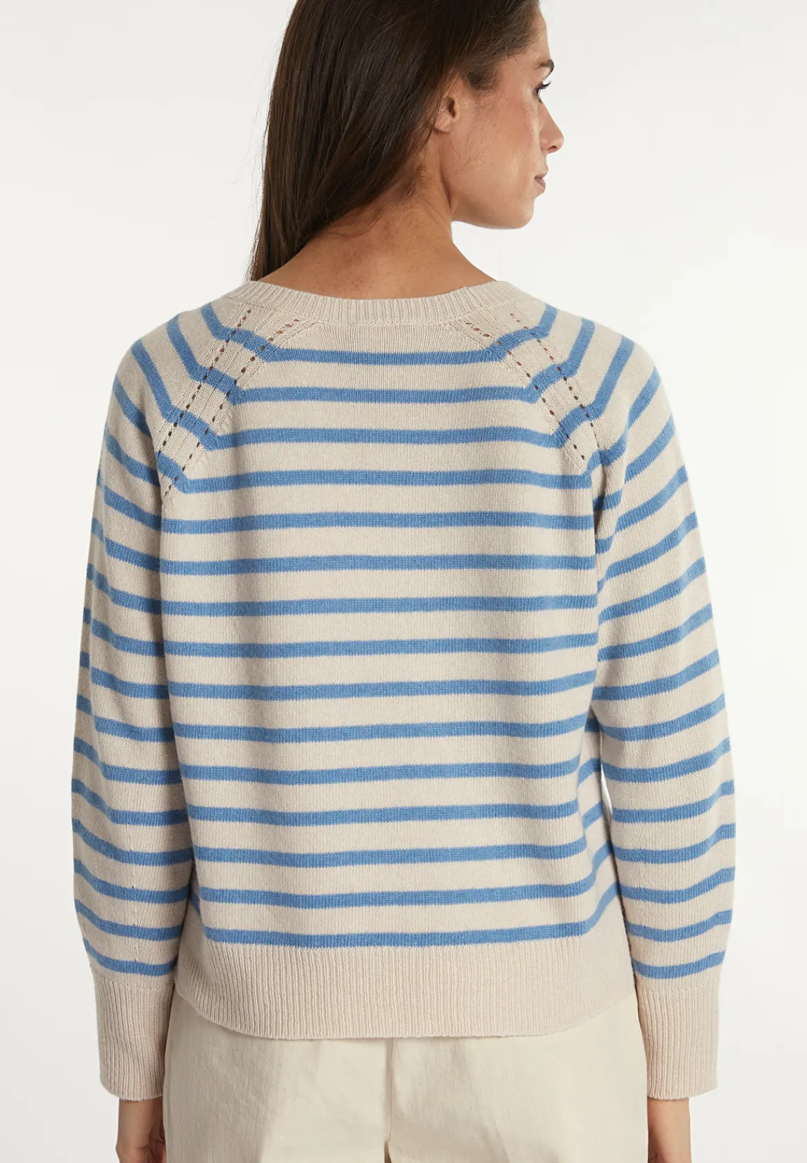 Discount River Woods Wol-kasjmier gestreepte trui ronde hals cream/blauw -