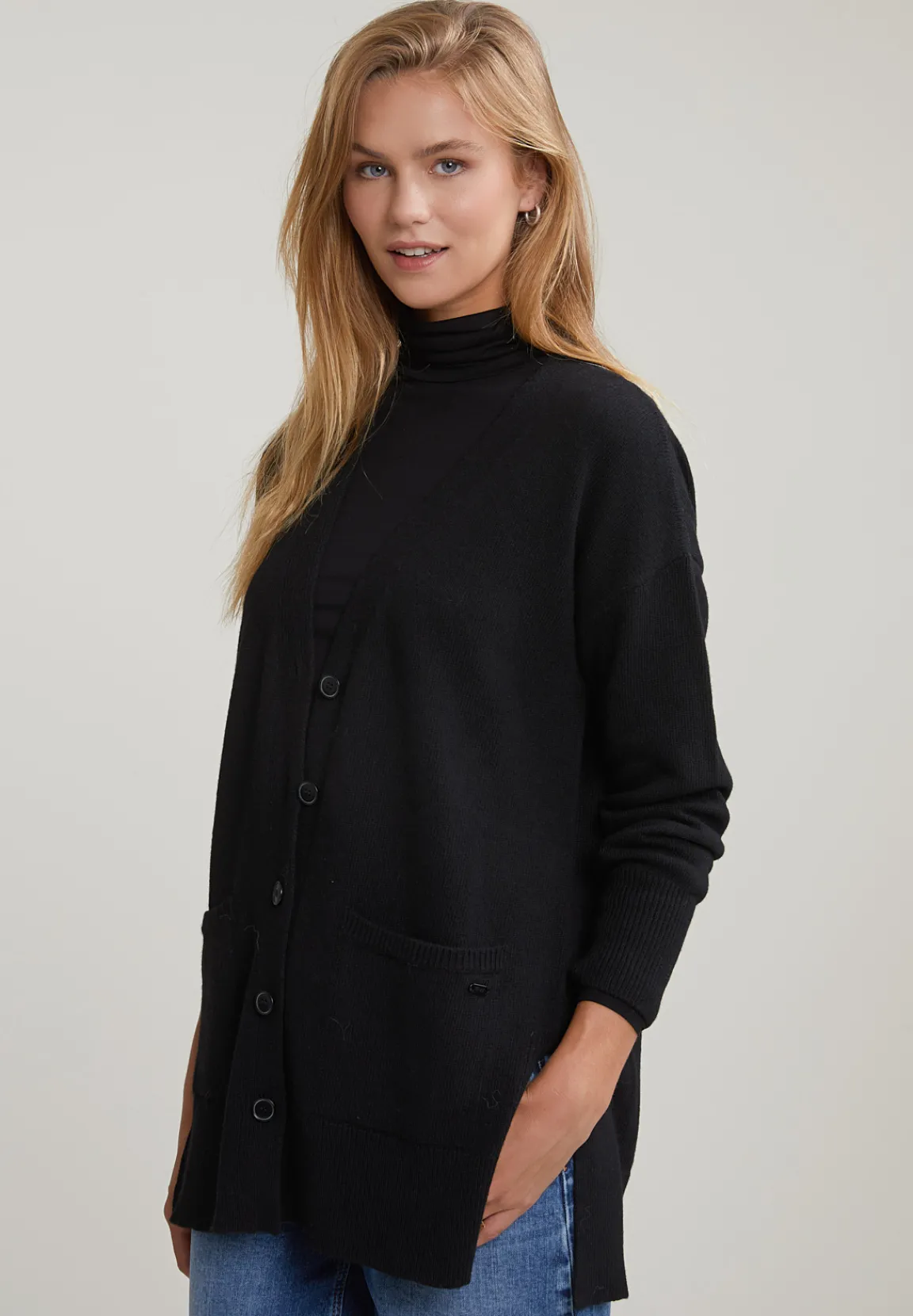 Outlet River Woods Zwarte V-hals cardigan met knopen 2 zakken -